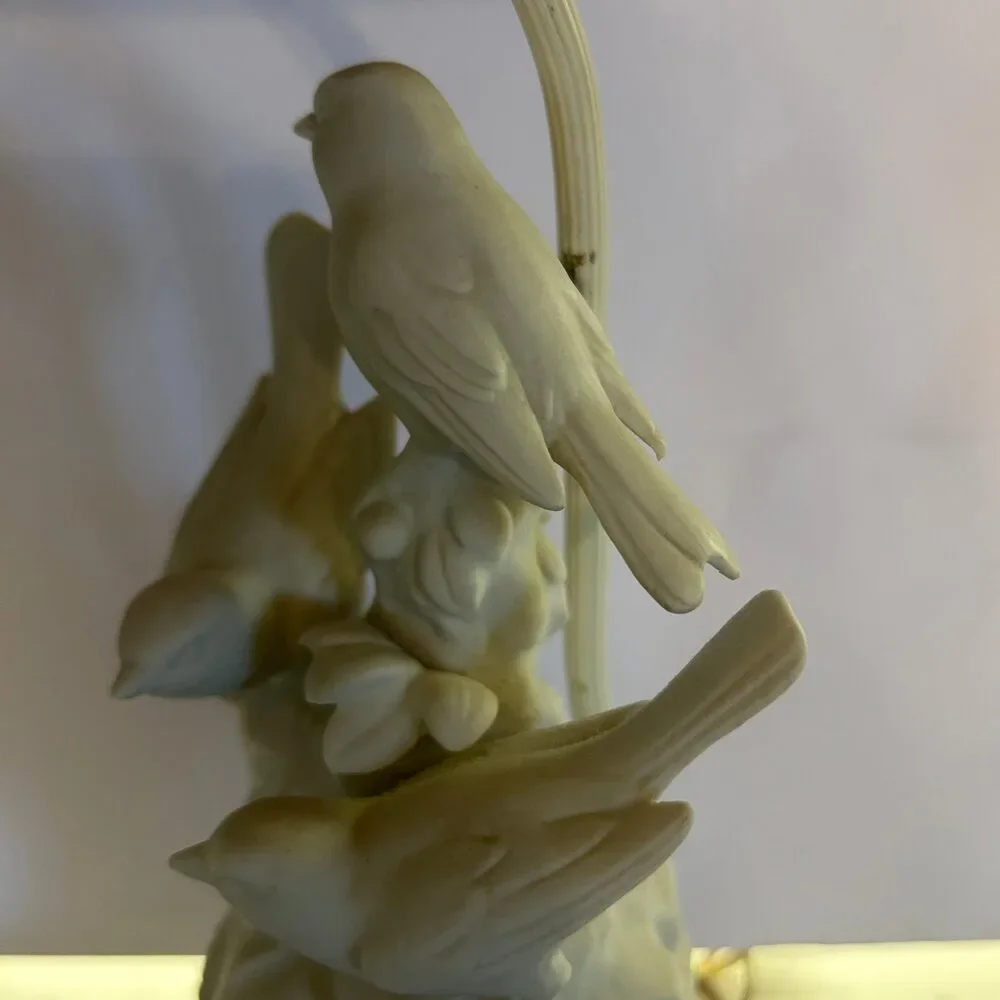 Vintage porcelain and ceramic White Bird Lamp